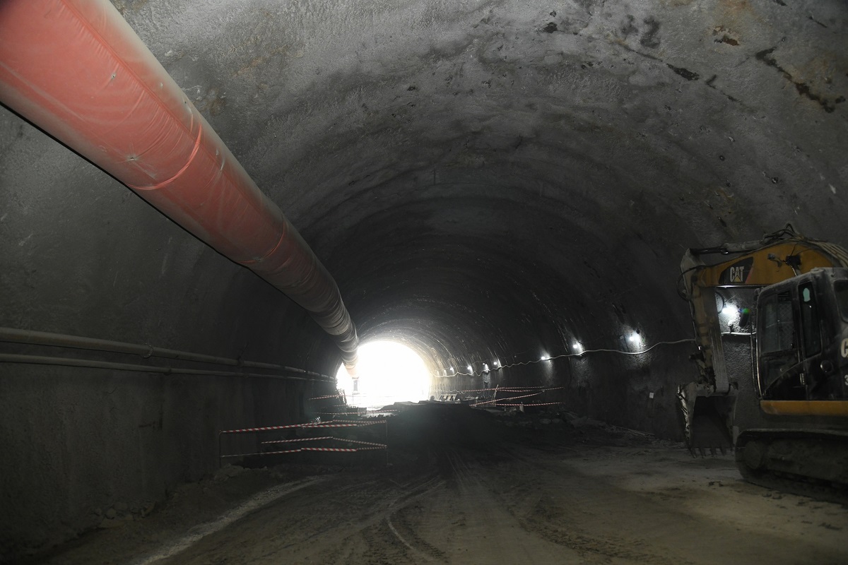 tunnel- fast track1682076471.JPG
